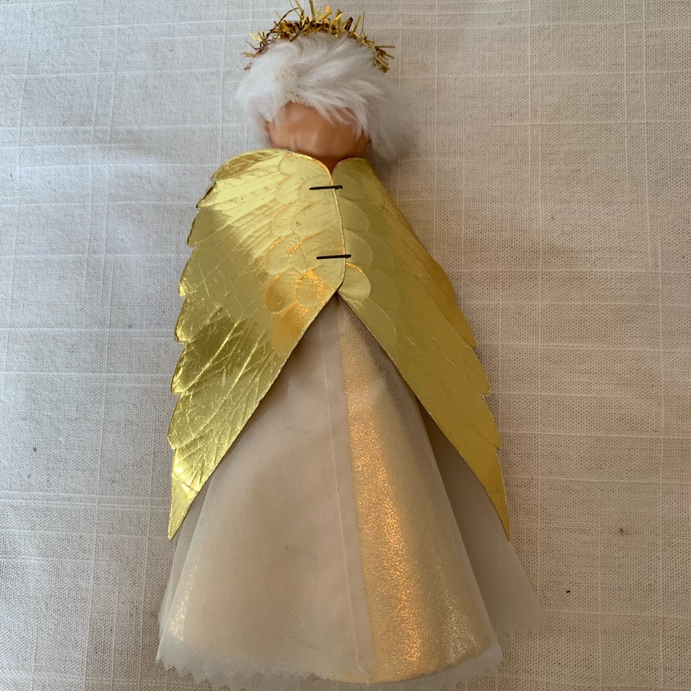 VINTAGE CHRISTMAS DECOR| 2 HTF plastic Deer and an Angel - Picture 8 of 12